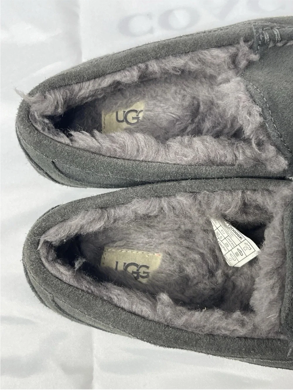 UGG Ansley Youth Slippers Sz 1 Gray Suede Shearling Slip On Cozy Comfort